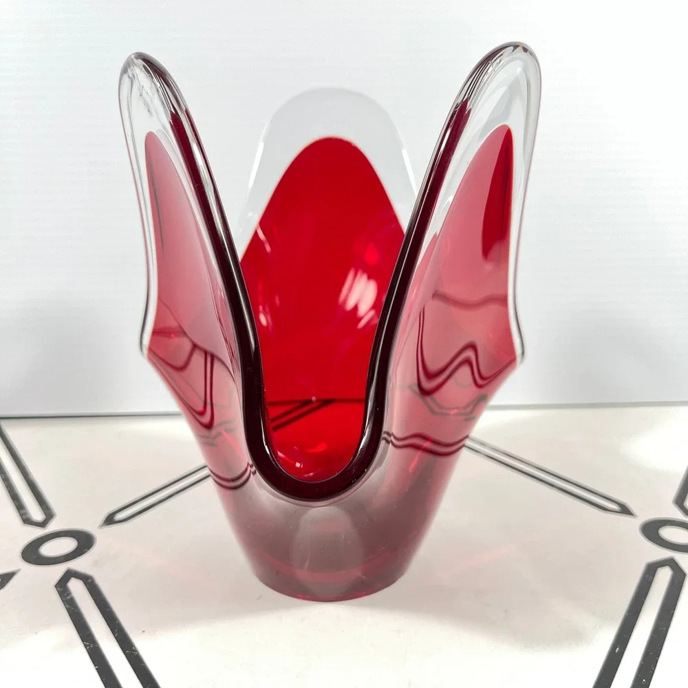 VTG‎ Murano Style Ruby Red Handkerchief Art Glass Vase Mid-Century Modern 7.25